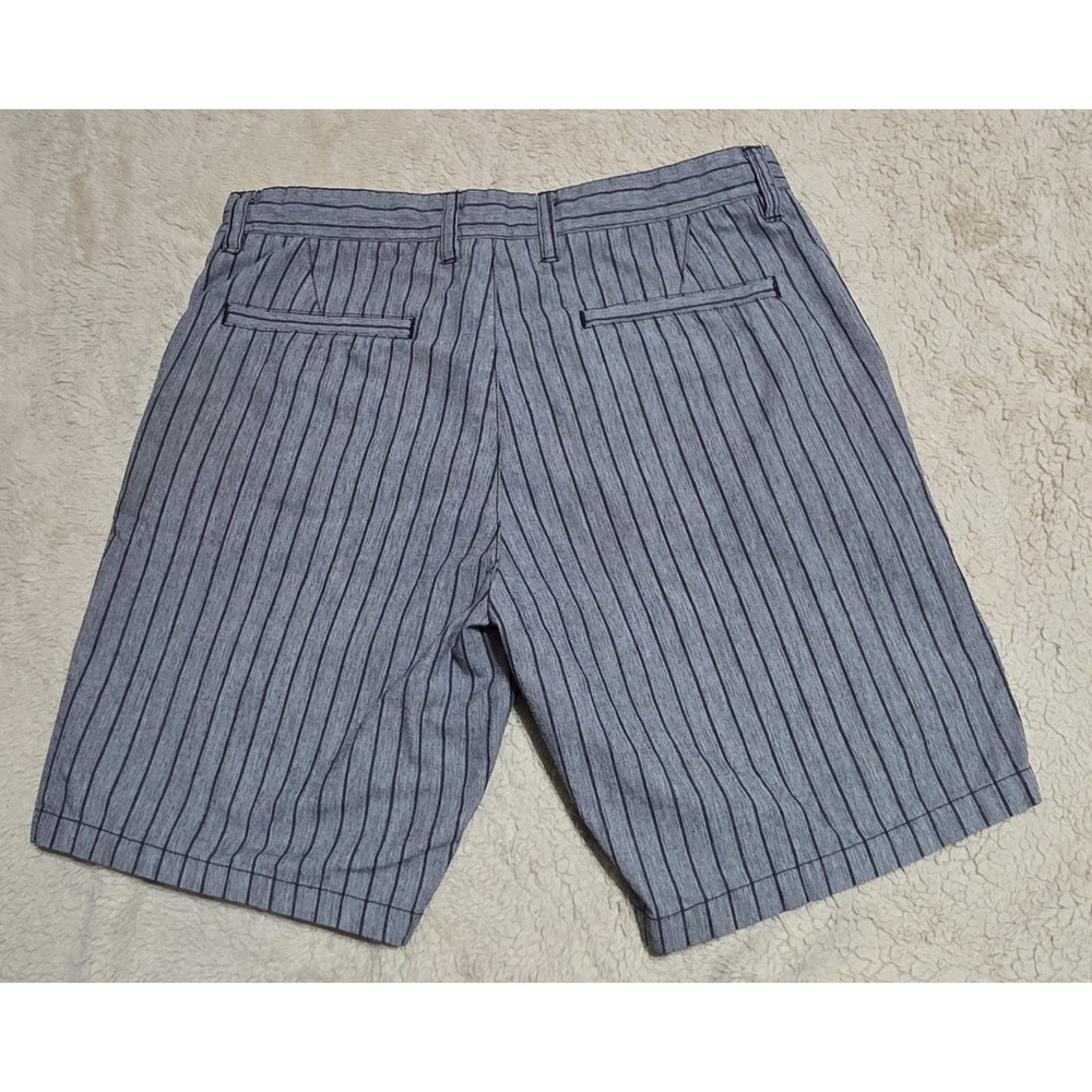Mickos Mens 32 Gray Black Pinstripe Shorts Skate Streetwear Punk Goth Read Flaw - Picture 8 of 9